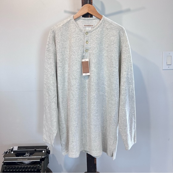 DIRECTION MEN 3 BUTTON SHIRT - Picture 2 of 8